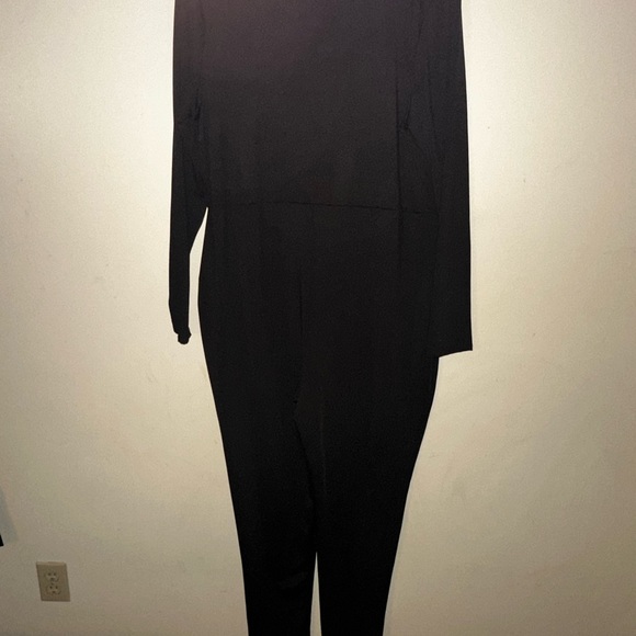 Women XL Black Romper - Picture 2 of 3